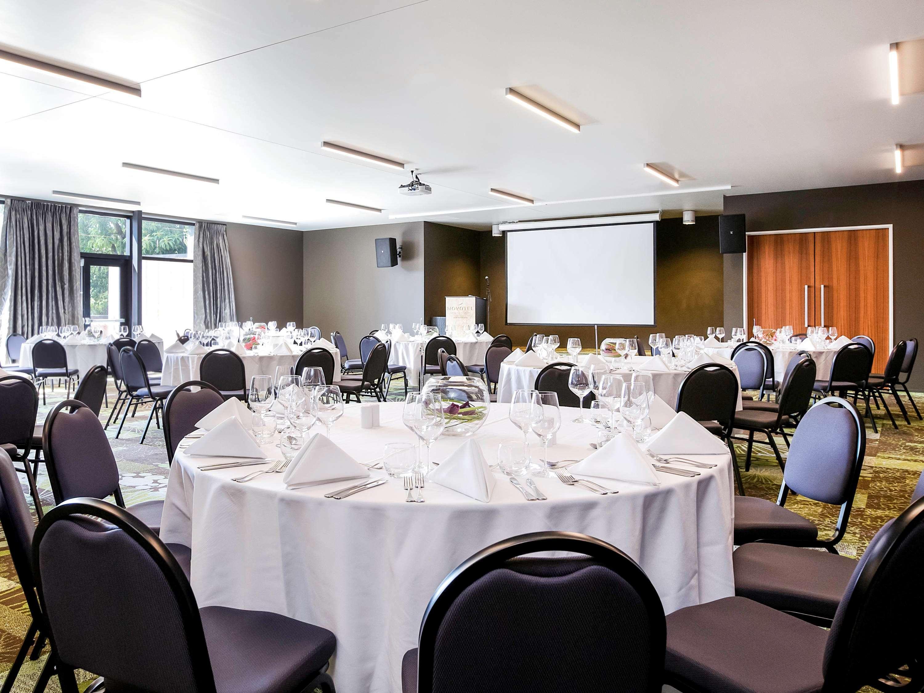 Novotel New Plymouth Taranaki Bagian luar foto
